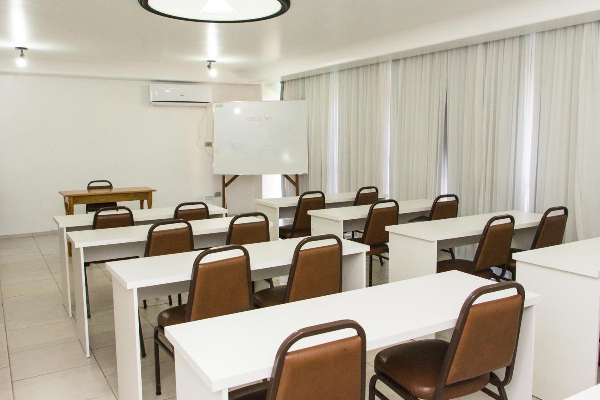 Grand Prix Hotel Cascavel  Bagian luar foto